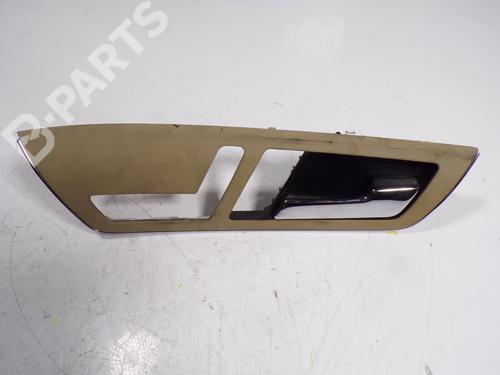 Used Front right interior door handle Front right interior door handle MERCEDES-BENZ S-CLASS (W221, V221) S 320 CDI (221.022, 221.122) (235 hp) 8420465 8420465