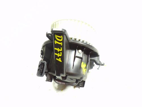 Used Heater blower motor Heater blower motor VW POLO VI (AW1, BZ1, AE1) 1.0 TSI (95 hp) 9192411 9192411