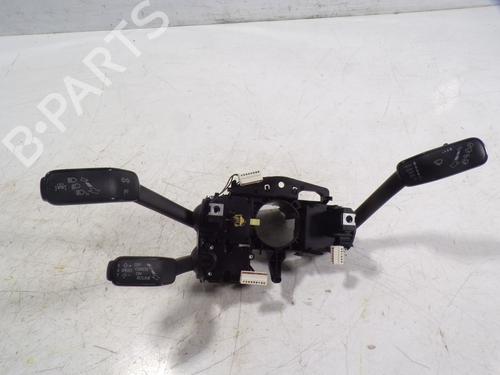 Used Steering column stalk Steering column stalk SEAT LEON (5F1) 1.2 TSI (110 hp) 8819032 8819032