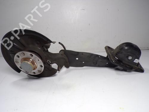 Used Right rear steering knuckle VW GOLF VII (5G1, BQ1, BE1, BE2) 1.5 TSI (150 hp) 12261783