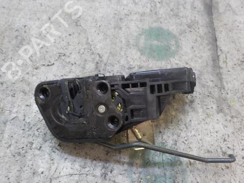 Used Front left lock HYUNDAI TERRACAN (HP) [2001-2008]  3852422