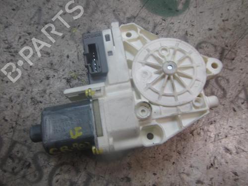 Used Right rear window motor PEUGEOT 407 SW (6E_, 6D_) 2.0 HDi 135 (136 hp) 4017541