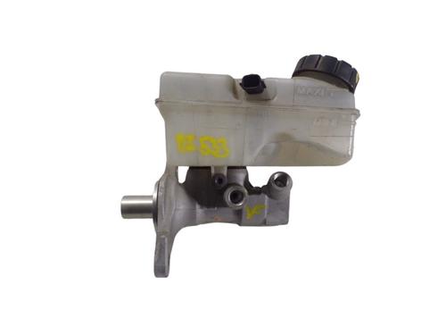 Used Brake master cylinder Brake master cylinder DACIA SANDERO II 1.5 dCi 75 / Blue dCi 75 (B8JW, B8M4, B8AH, B8M7, B8M6) (75 hp) 9630651 9630651