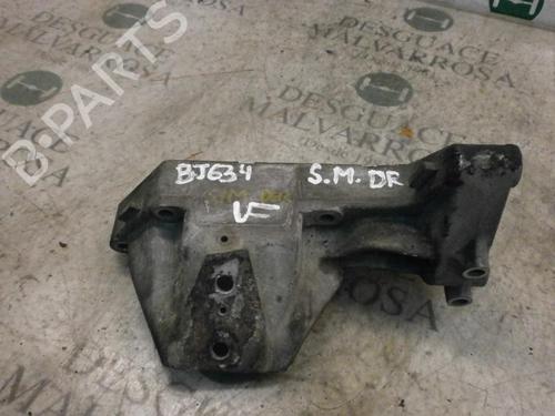 Used Engine mount Engine mount IVECO DAILY III Van 35 C 12 V, 35 S 12 V (AGKA43A2, AGKB43A2, AGKB46A2,... (116 hp) 9079975 9079975