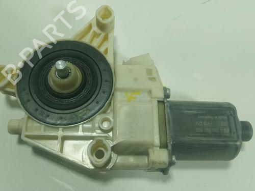 Used Left front window motor MERCEDES-BENZ VITO Van (W447) 111 CDI (447.601, 447.603, 447.605) (114 hp) 26120481