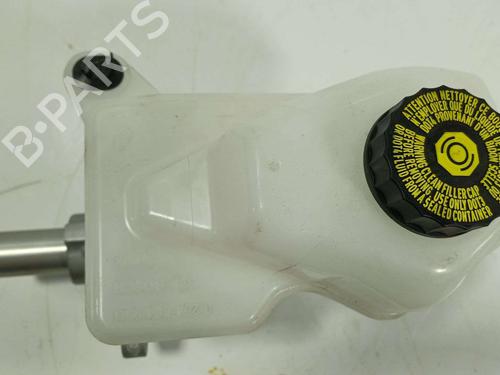 Used Brake master cylinder Brake master cylinder TOYOTA C-HR (_X2_, _H2_) Hybrid (ZYX20) (140 hp) 39908060 39908060
