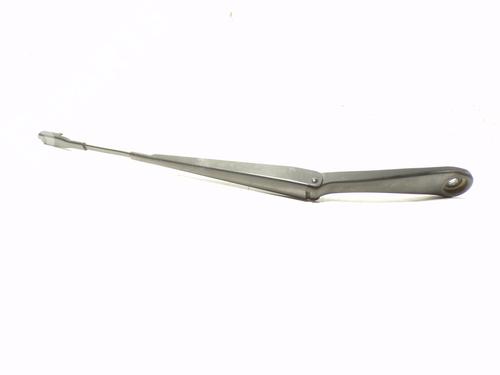 front-wipers-mechanism-infiniti-q30-16-a1768200044-288815df0a-2015-10140436 main image