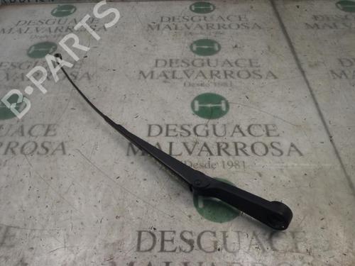 Front windshield wiper arm LAND ROVER FREELANDER I (L314) 2.0 Td4 4x4 DKB103030