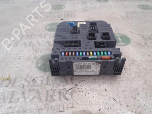 Fuse box PEUGEOT 308 I (4A_, 4C_) 1.6 HDi | BP3824722E1 