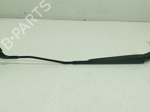 Used Front windshield wiper arm TOYOTA PROACE CITY Box Body/MPV (BPZ_) 1.5 D-4D 100 (BPZM) (102 hp) 30617333