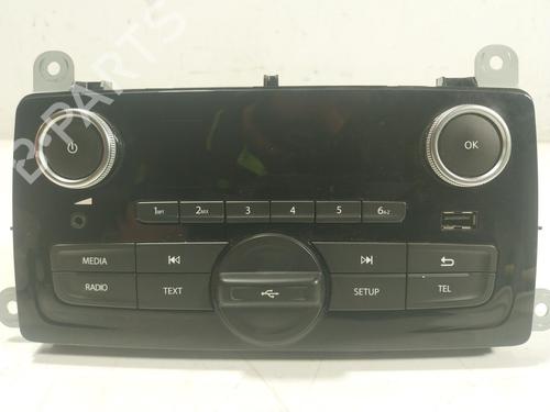 Used Radio RENAULT CLIO IV (BH_) 1.5 dCi 90 (90 hp) 18307832