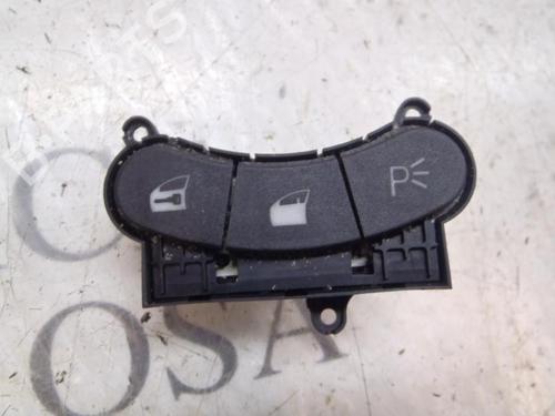 Used Electronic module Electronic module LANCIA YPSILON (843_) 1.3 JTD (843.AXD11, 843.AXD1A) (70 hp) 4015724 4015724