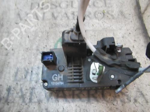 Rear right lock OPEL MERIVA A MPV (X03) 1.7 CDTI (E75) | BP3844684C99