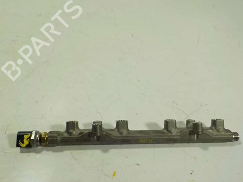 Used Injection rail Injection rail VW GOLF VII (5G1, BQ1, BE1, BE2) 1.5 TSI (130 hp) 40098601 40098601