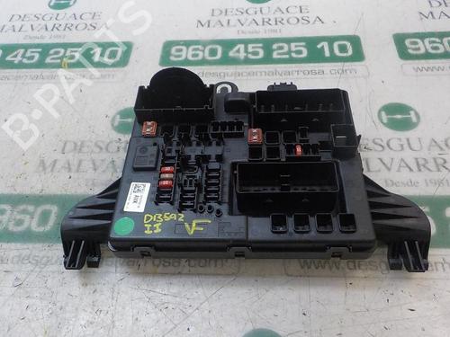 Used Fuse box OPEL INSIGNIA A (G09) 2.0 CDTI (68) (131 hp) 3869055