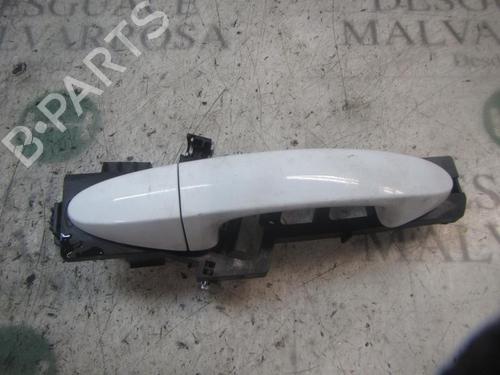 Używane Klamka zewnętrzna drzwi przednich prawych FORD FIESTA VI (CB1, CCN) 1.5 TDCi (75 hp) 3826630