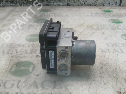 Used ABS pump RENAULT MEGANE II (BM0/1_, CM0/1_) 1.9 dCi (BM0G, CM0G) (120 hp) 3744230