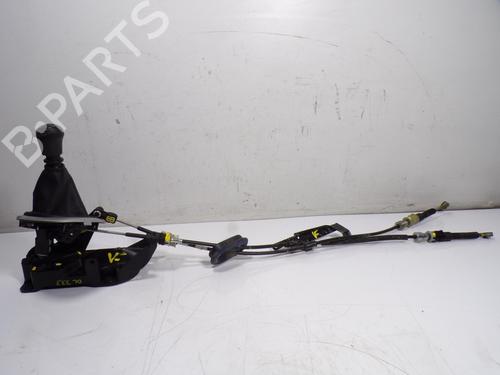 Used Gear lever NISSAN JUKE (F15) 1.2 DIG-T (115 hp) 15398118