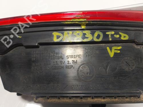 Right tailgate light SKODA KAROQ (NU7, ND7) 1.6 TDI | BP32439851C80