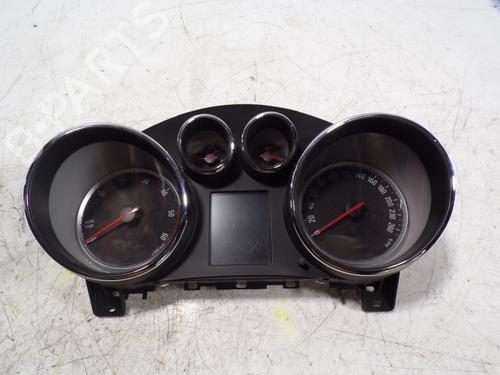 Used Instrument cluster OPEL ASTRA J (P10) [2009-2016]  8418480