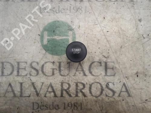 Used Electronic module RENAULT SCÉNIC II (JM0/1_) 1.5 dCi (JM1E, JM16) (106 hp) 3804281
