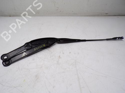 Front windshield wiper arm MERCEDES-BENZ GLC (X253) 200 EQ Boost (253.980) | BP15246463C143 