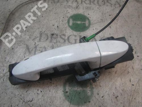 Used Rear left exterior door handle Rear left exterior door handle FORD FIESTA VI (CB1, CCN) 1.5 TDCi (75 hp) 3826631 3826631