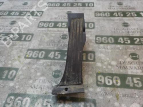 Used Pedal BMW 1 (E87) 118 d (122 hp) 3863976