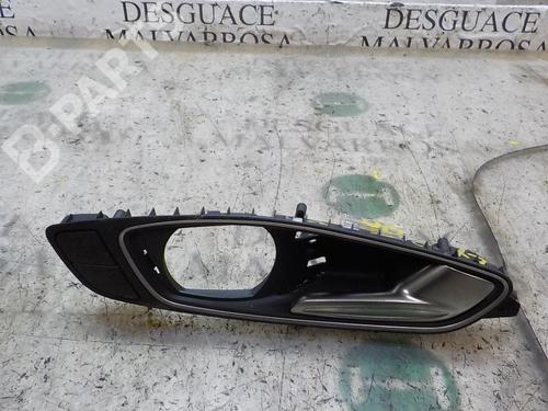 Used Front right interior door handle Front right interior door handle AUDI A1 Sportback (8XA, 8XF) 1.6 TDI (90 hp) 3848549 3848549
