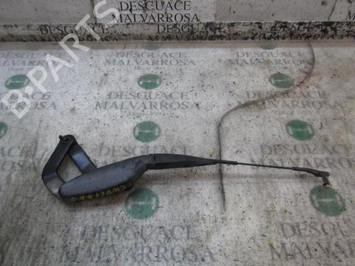 Used Front windshield wiper arm MERCEDES-BENZ E-CLASS (W211) E 280 CDI (211.020) (190 hp) 3839601