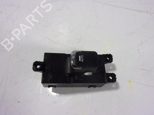 Used Right front window switch Right front window switch KIA CEE'D (JD) 1.6 GDI (135 hp) 10616823 10616823