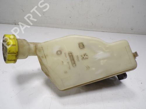 Brake master cylinder CITROËN C-ELYSEE (DD_) 1.6 HDI 92 | BP11703353M77 