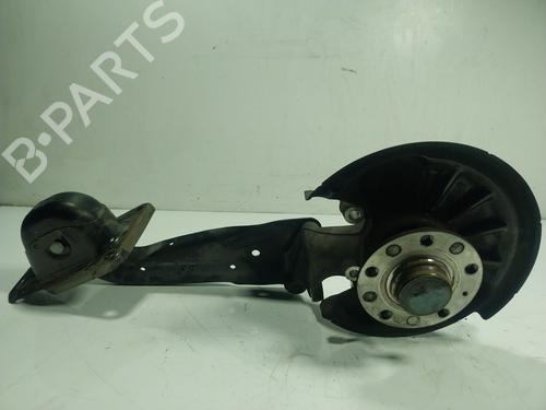 Used Left rear steering knuckle VW TOURAN (5T1) [2015-2025]  17615191