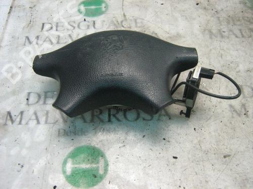 Used Driver airbag PEUGEOT 406 (8B) 1.9 TD (94 hp) 3748199