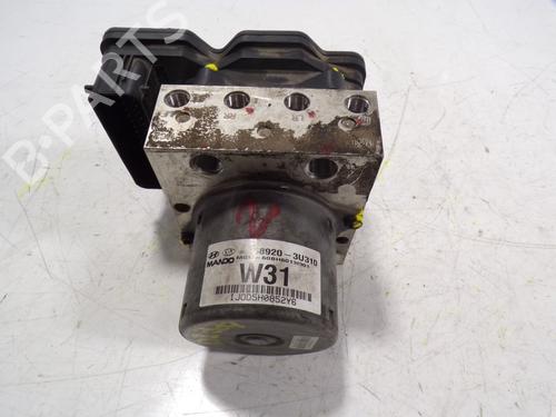 ABS pump KIA SPORTAGE III (SL) 1.7 CRDi | BP9244209M43