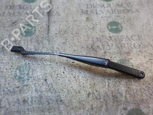 Used Front windshield wiper arm Front windshield wiper arm FORD FIESTA VI (CB1, CCN) 1.0 EcoBoost (100 hp) 3848341 3848341