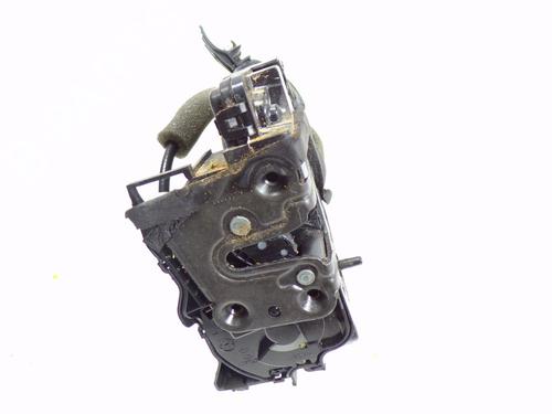 rear-left-lock-renault-megane-iv-hatchback-b9amn_-825037601r-825030173r-16943020-2015-8420492 main image