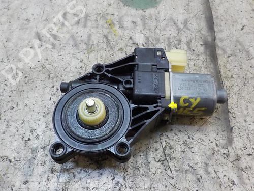 Used Right front window motor Right front window motor FORD FIESTA VI (CB1, CCN) 1.4 TDCi (70 hp) 3846237 3846237