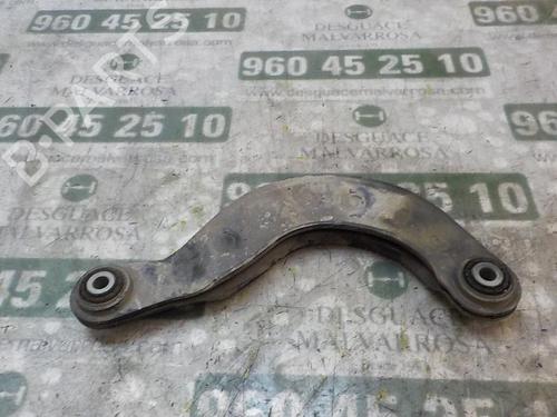 Used Right rear suspension arm Right rear suspension arm 3864572 3864572