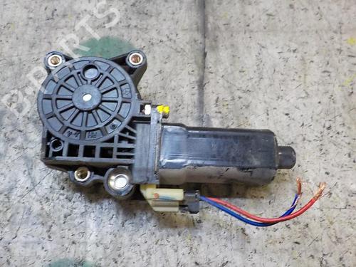 Used Right front window motor HYUNDAI H-1 / STAREX Bus (A1) 2.5 TCi (101 hp) 3855170