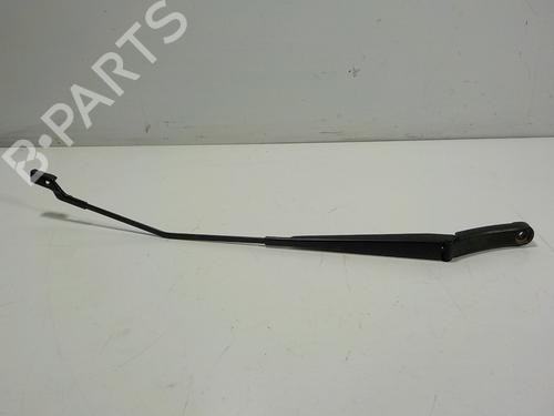 Used Front windshield wiper arm SEAT IBIZA V (KJ1, KJG) [2017-2025]  12824058