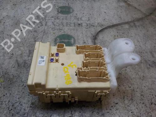 Used Fuse box Fuse box TOYOTA AURIS (_E18_) 1.8 Hybrid (ZWE186_, ZWE186R) (136 hp) 3849534 3849534