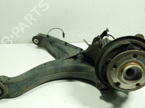 Used Left rear steering knuckle MERCEDES-BENZ VITO Van (W447) 111 CDI (447.601, 447.603, 447.605) (114 hp) 26703689