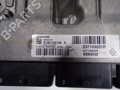 Engine control unit (ECU) RENAULT MEGANE III Hatchback (BZ0/1_, B3_)  | BP6983334M57 