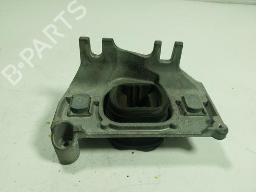 Used Engine mount Engine mount RENAULT CAPTUR I (J5_, H5_) 1.2 TCe 120 (118 hp) 17558237 17558237