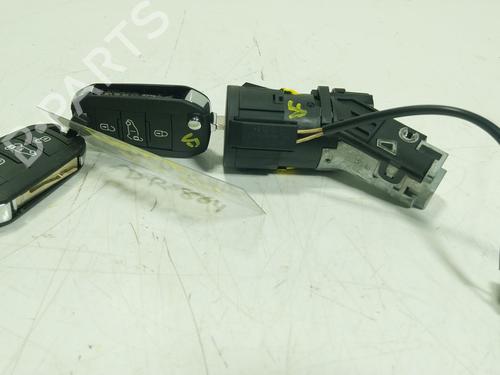 Used Electronic module TOYOTA PROACE CITY Box Body/MPV (BPZ_) 1.5 D-4D 100 (BPZM) (102 hp) 30305242