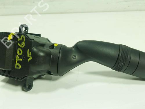 Headlight switch TOYOTA COROLLA Hatchback (_E21_, _EA1_, _EH1_) 1.8 VVTi Hybrid (ZWE219) | BP39645524I24 - Image 2