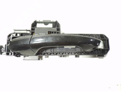rear-right-exterior-door-handle-infiniti-q30-16-826115dm0a-2015-10089345 main image