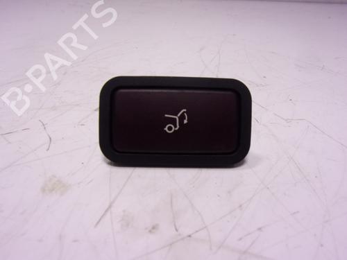 Used Tailgate handle Tailgate handle MERCEDES-BENZ GL-CLASS (X164) GL 320 CDI 4-matic (164.822) (224 hp) 15944085 15944085