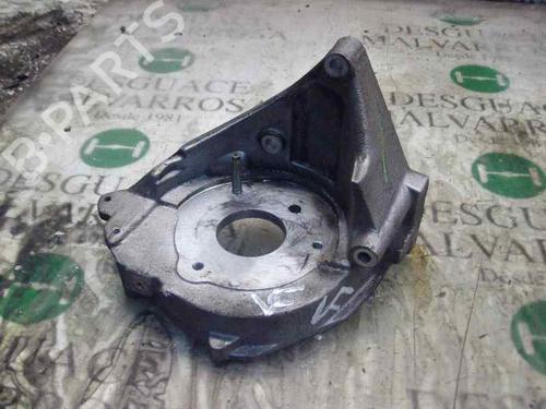 Used Support CITROËN XSARA PICASSO (N68) 2.0 HDi (90 hp) 14263571
